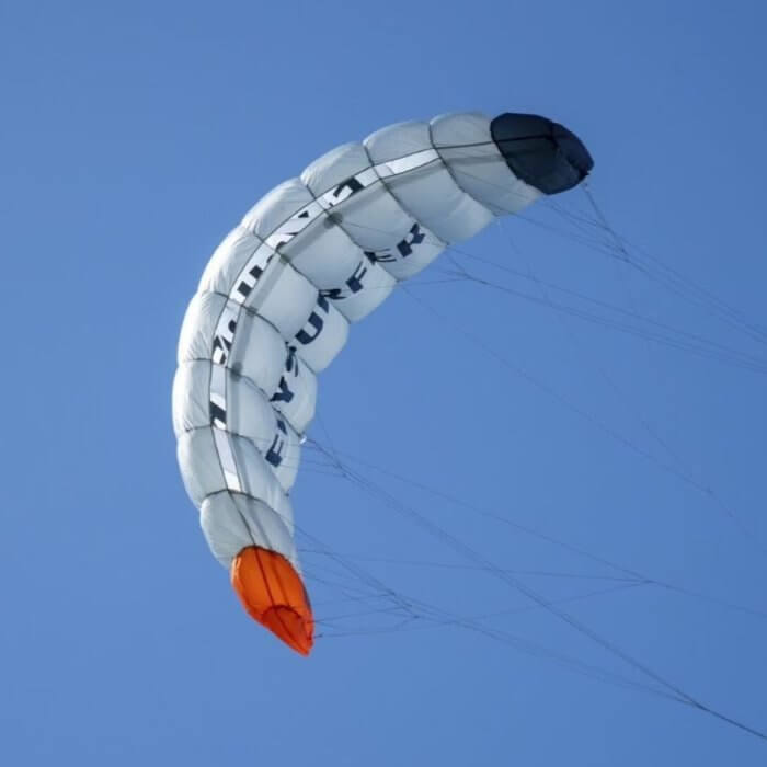 Eagle Kite Online Surfshop mit der Sportart Kitesurfen , der Kategorie Kites und der Unterkategorie Trainer Kites.
