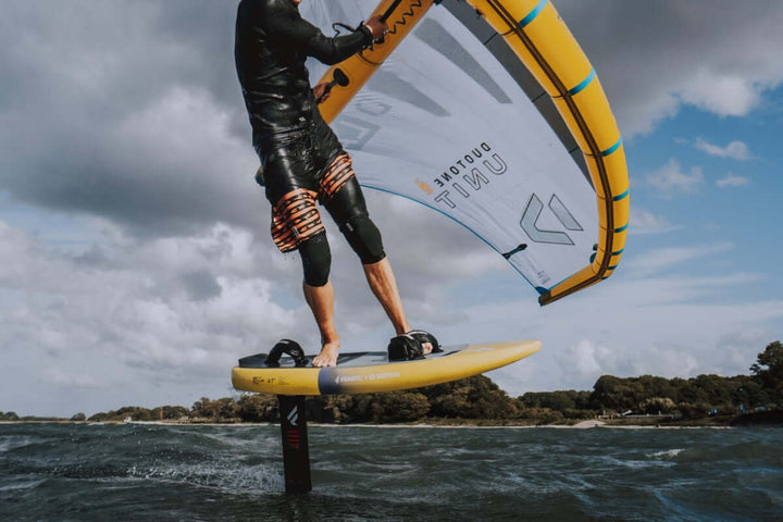 ION Wing Knee Sleeve 2024 – Wingsurf Zubehör