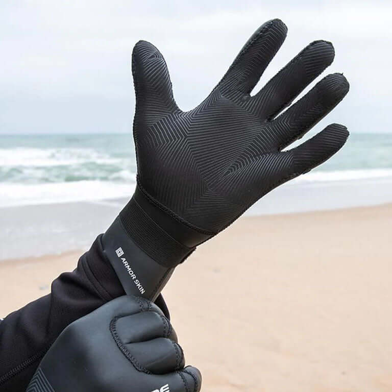 Eagle Kite Online Surf Shop Waterwear Neoprenhandschuhe.