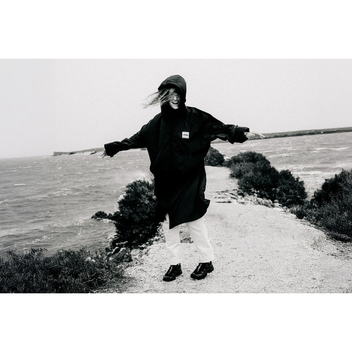 Mystic Poncho Explore LW – Unisex Top