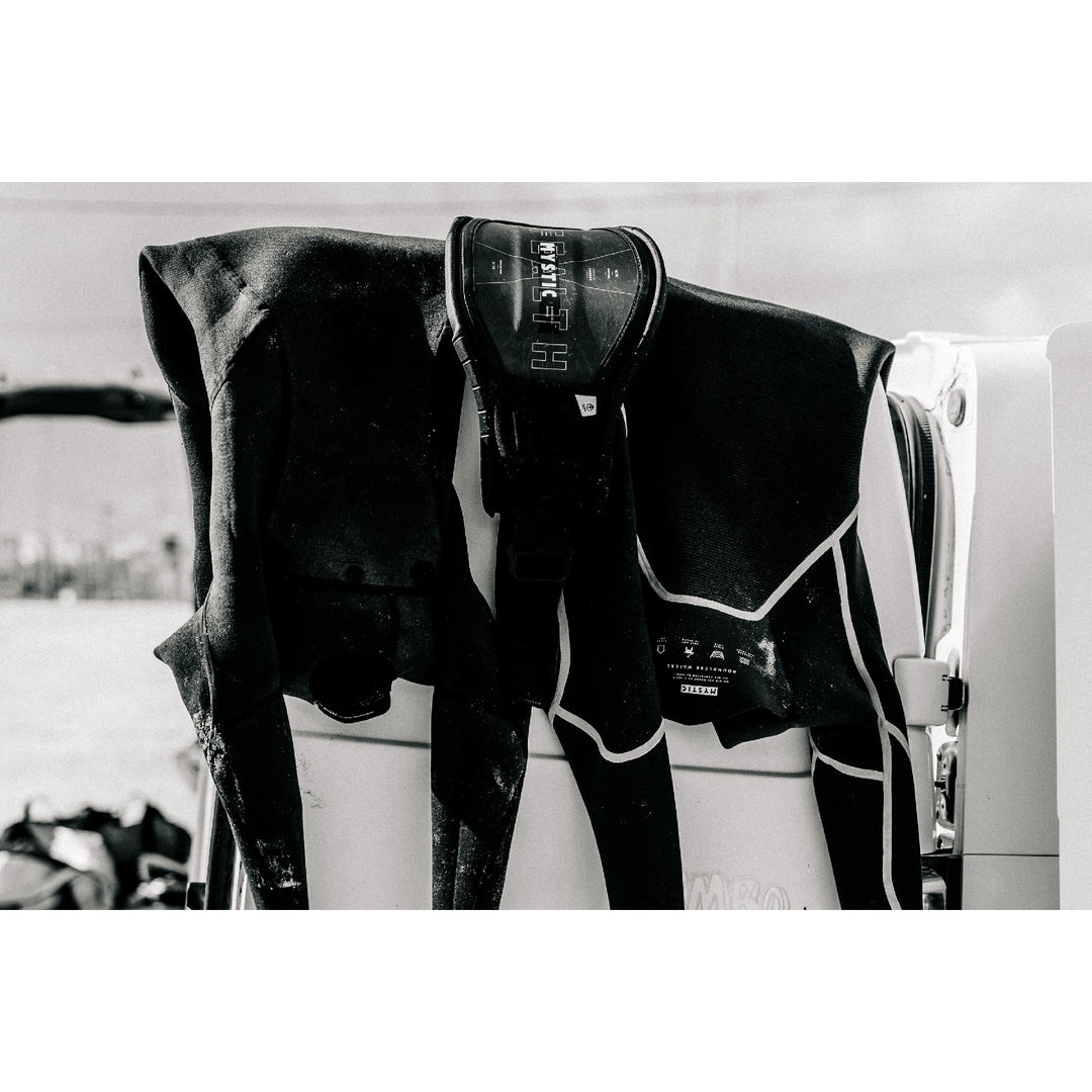 Mystic Stealth Evolve Waist Harness – Kitesurf Trapez