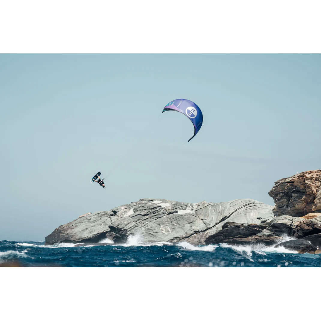 North Atmos TT Board – Twintip Kiteboard