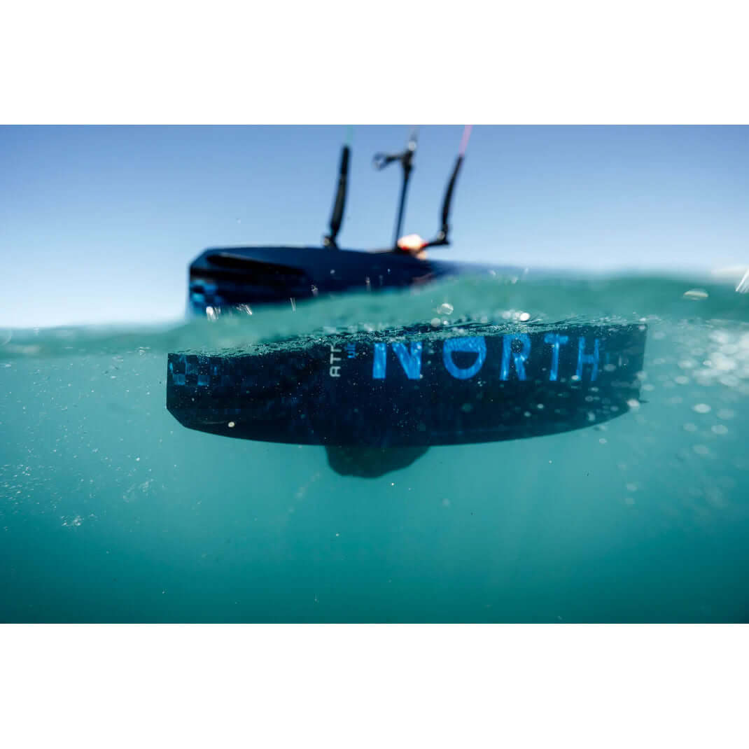 North Atmos Ultra TT Board – Twintip Kiteboard