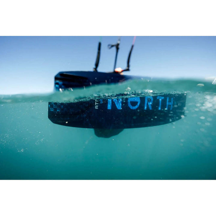 North Atmos Ultra TT Board – Twintip Kiteboard